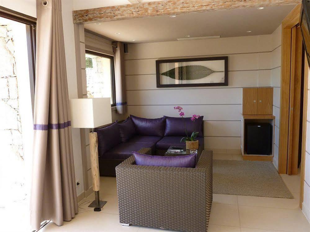 Hotel Les Bergeries De Palombaggia Porto Vecchio Exterior foto