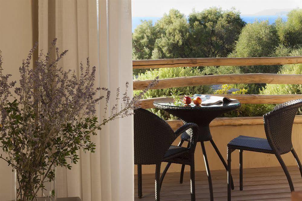 Hotel Les Bergeries De Palombaggia Porto Vecchio Exterior foto
